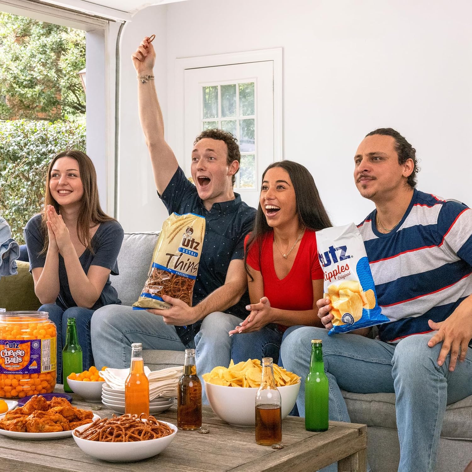 Utz Southern Sweet Heat Barbeque Potato Chips - Image 4